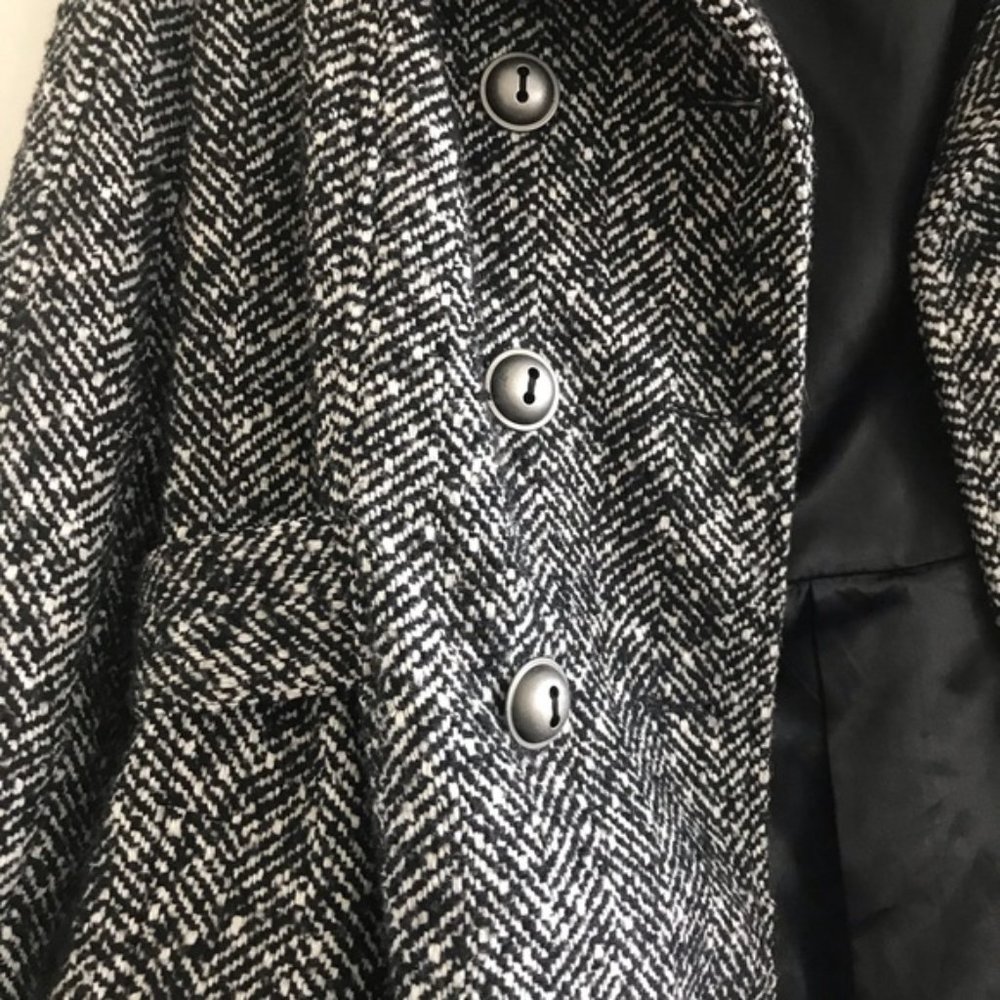 Peacoat - Picture 7 of 8